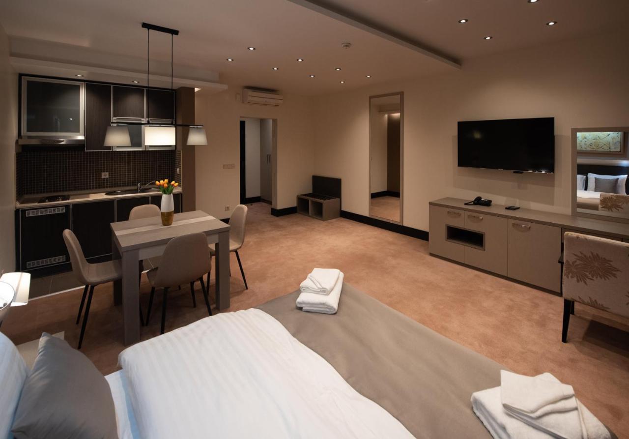 Hotel Sun Лозница Экстерьер фото