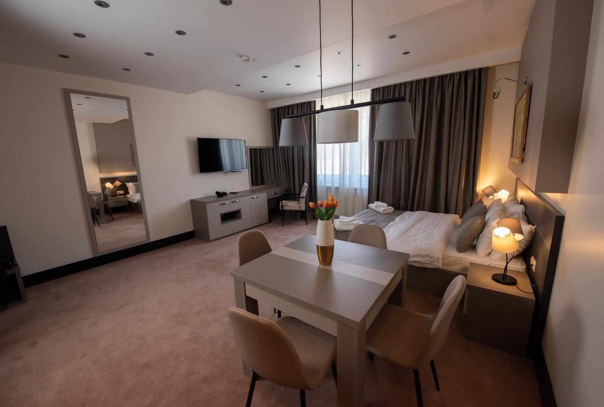 Hotel Sun Лозница Экстерьер фото