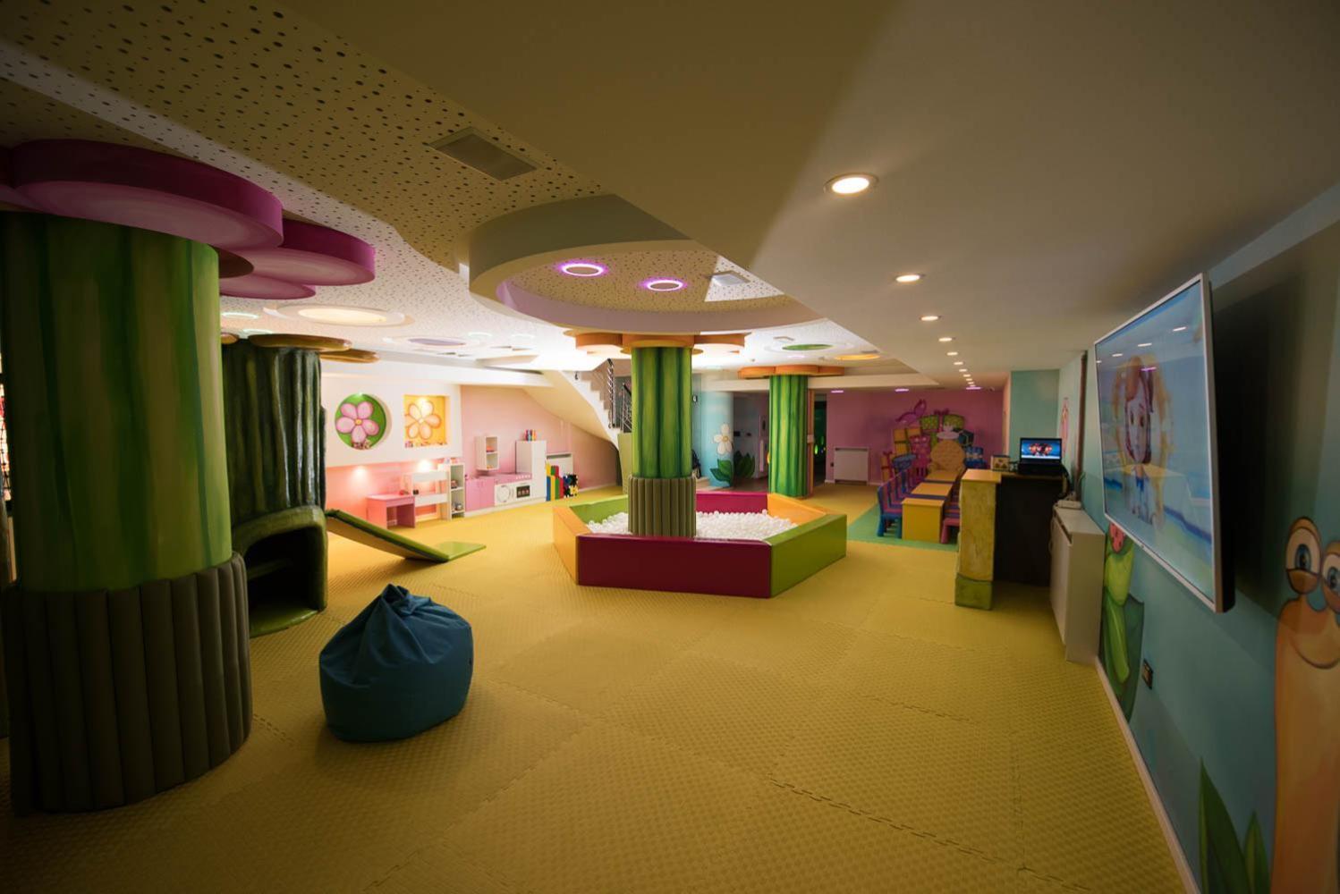Hotel Sun Лозница Экстерьер фото