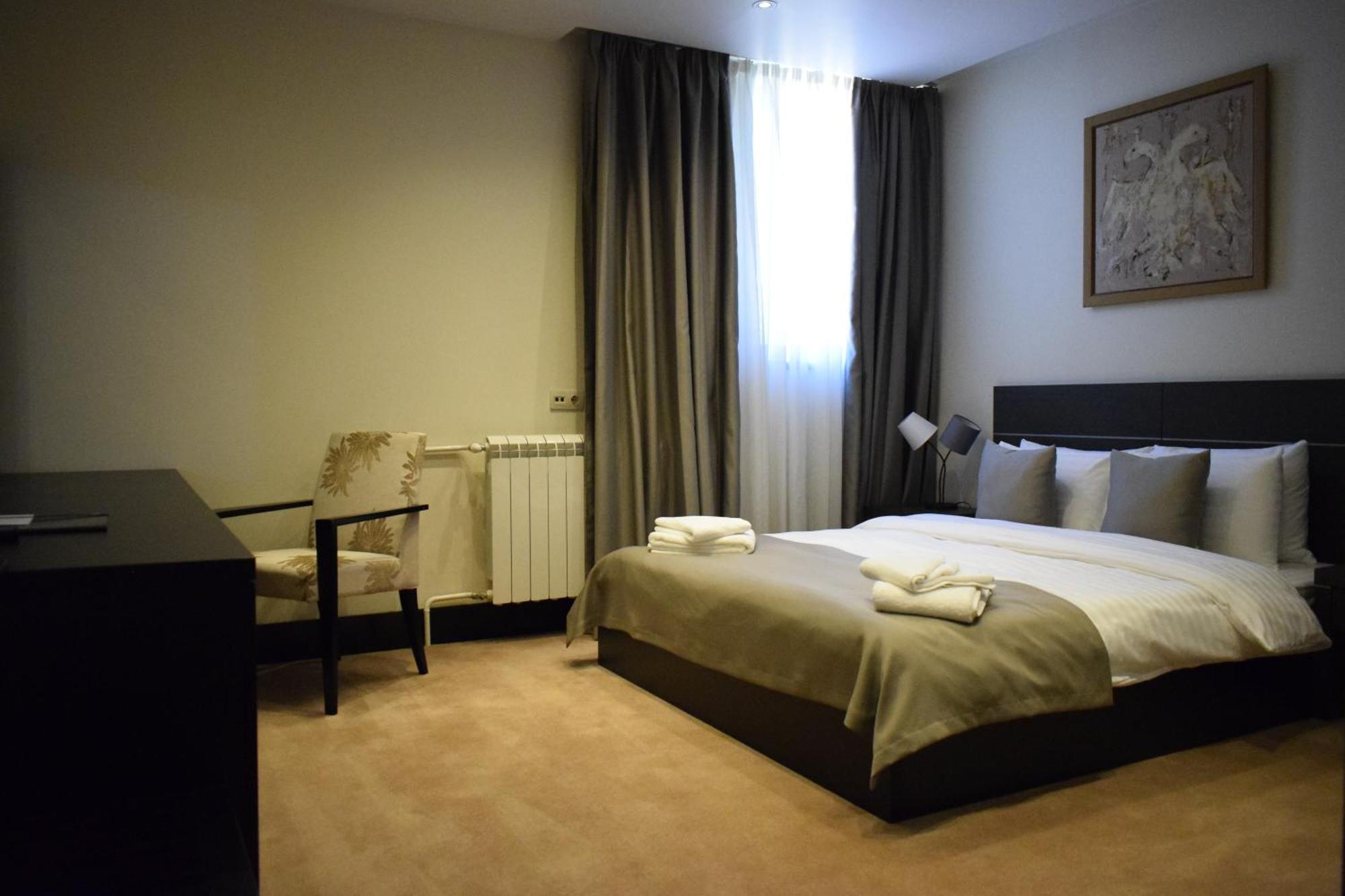 Hotel Sun Лозница Экстерьер фото